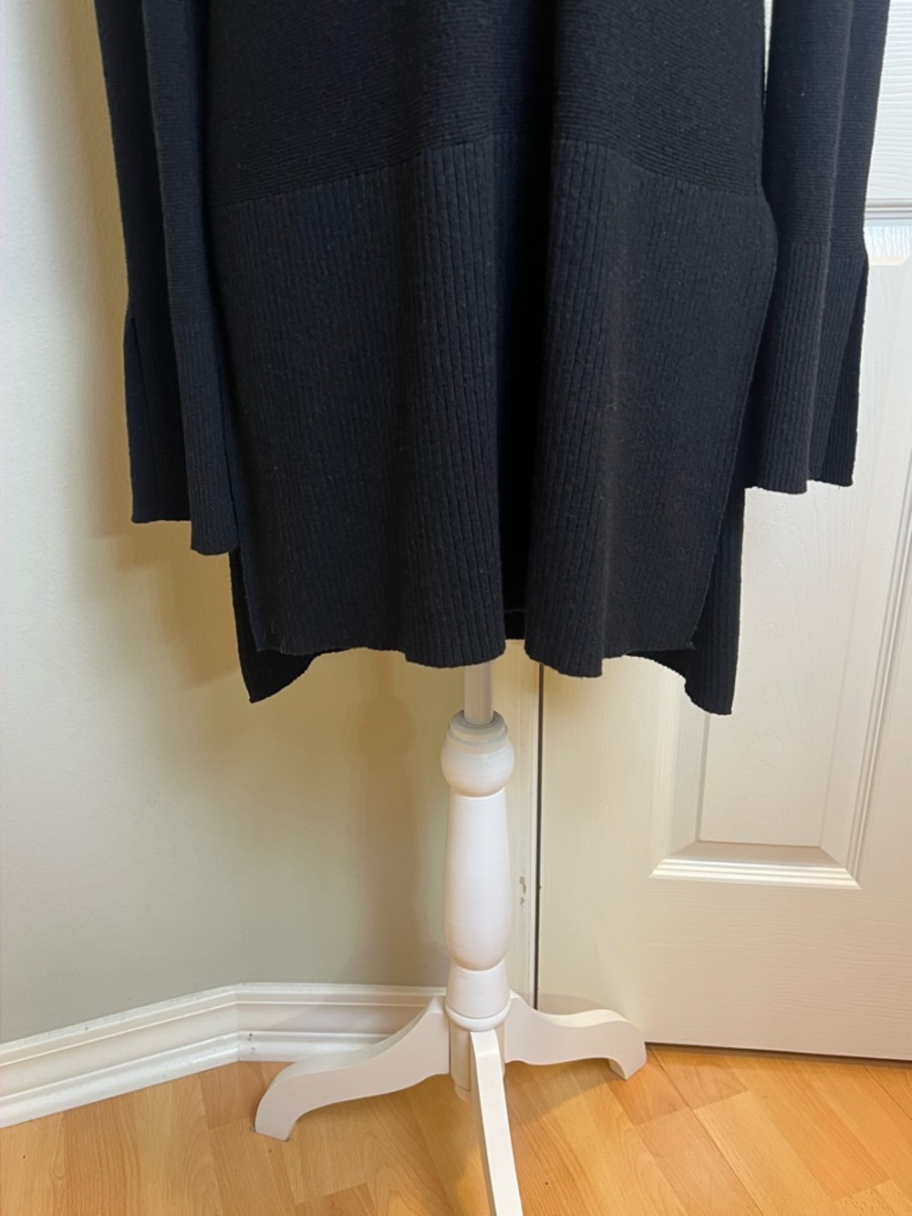 FREE PEOPLE Criss-Cross Tunic Sweater - Picture 5 of 15